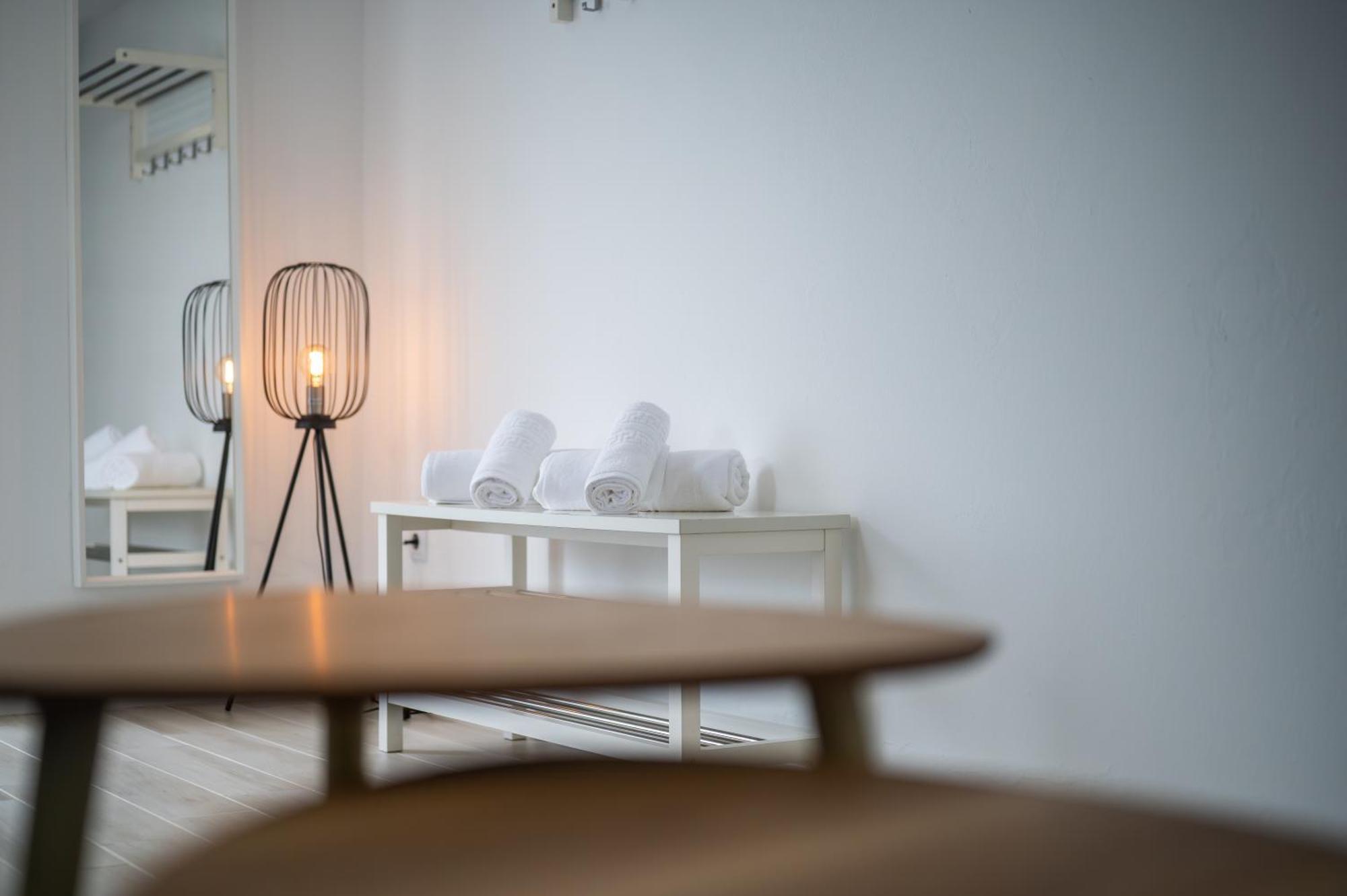 Azores Black Mountain House, Estudio E T2 Ilha Do Pico Apartment