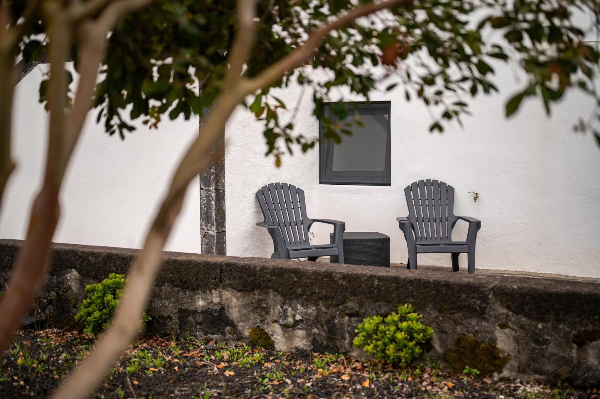 Apartment Azores Black Mountain House, Estudio E T2 Ilha Do Pico Sao Roque do Pico